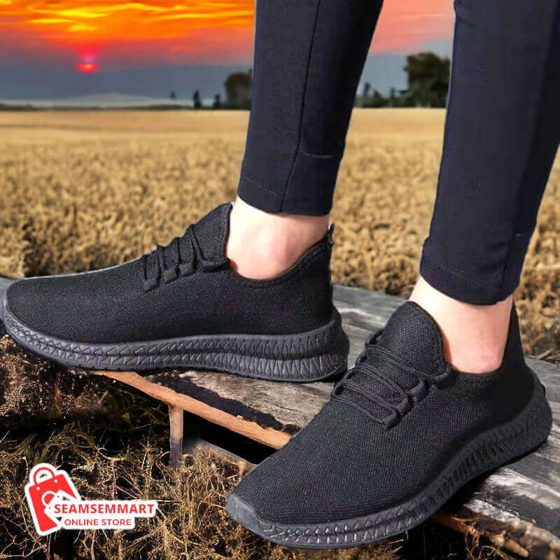 Lightweight Hiking Sneakers
