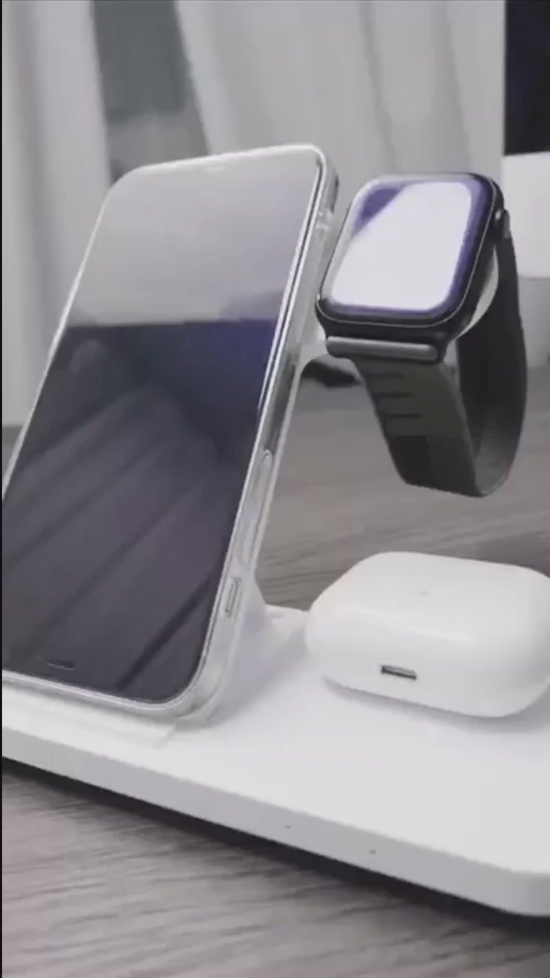 Foldable 3-in-1 Wireless Charger with 15W Fast Charging